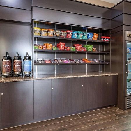 Comfort Inn Northeast Мейсън Екстериор снимка