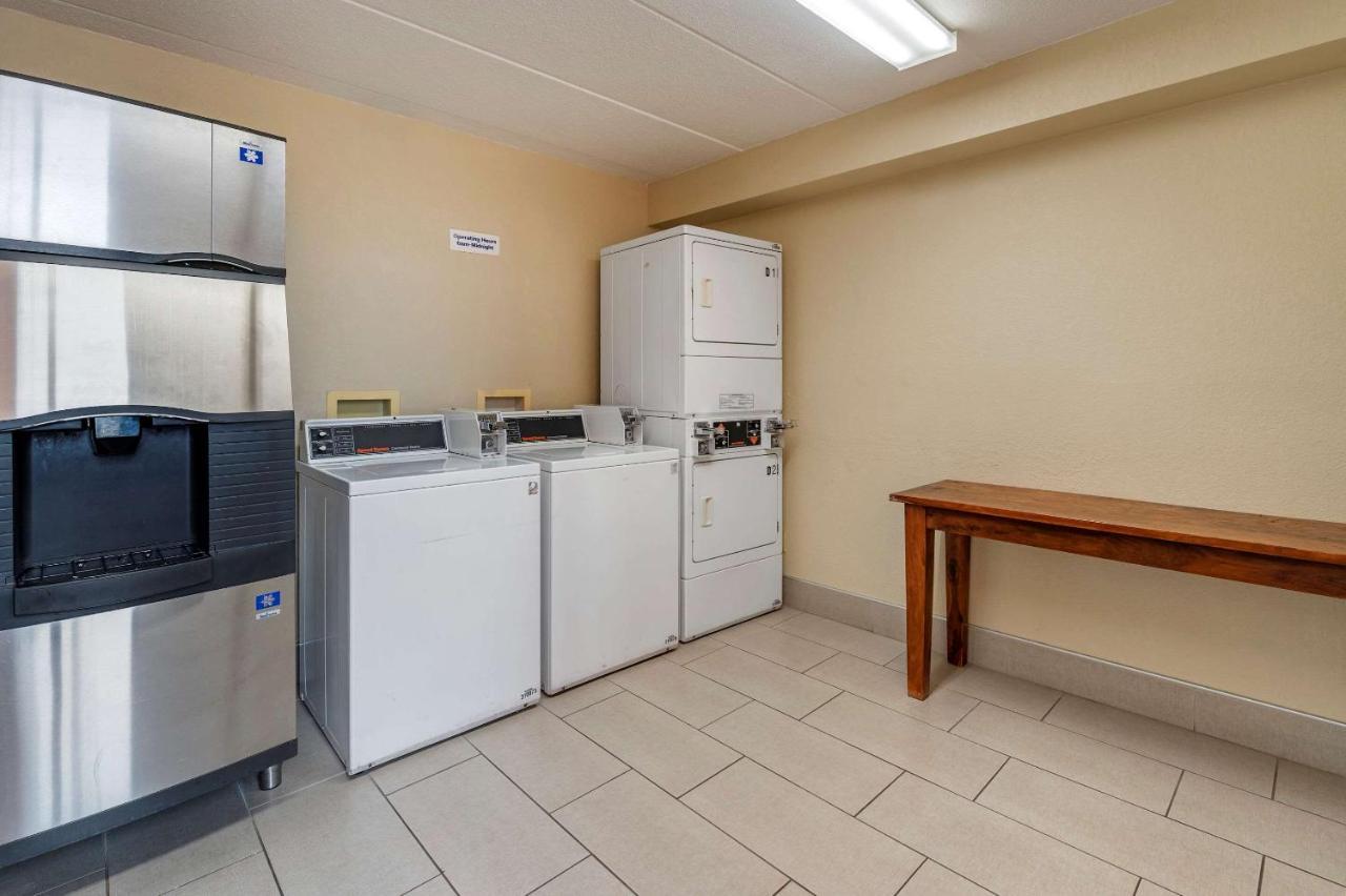 Comfort Inn Northeast Мейсън Екстериор снимка