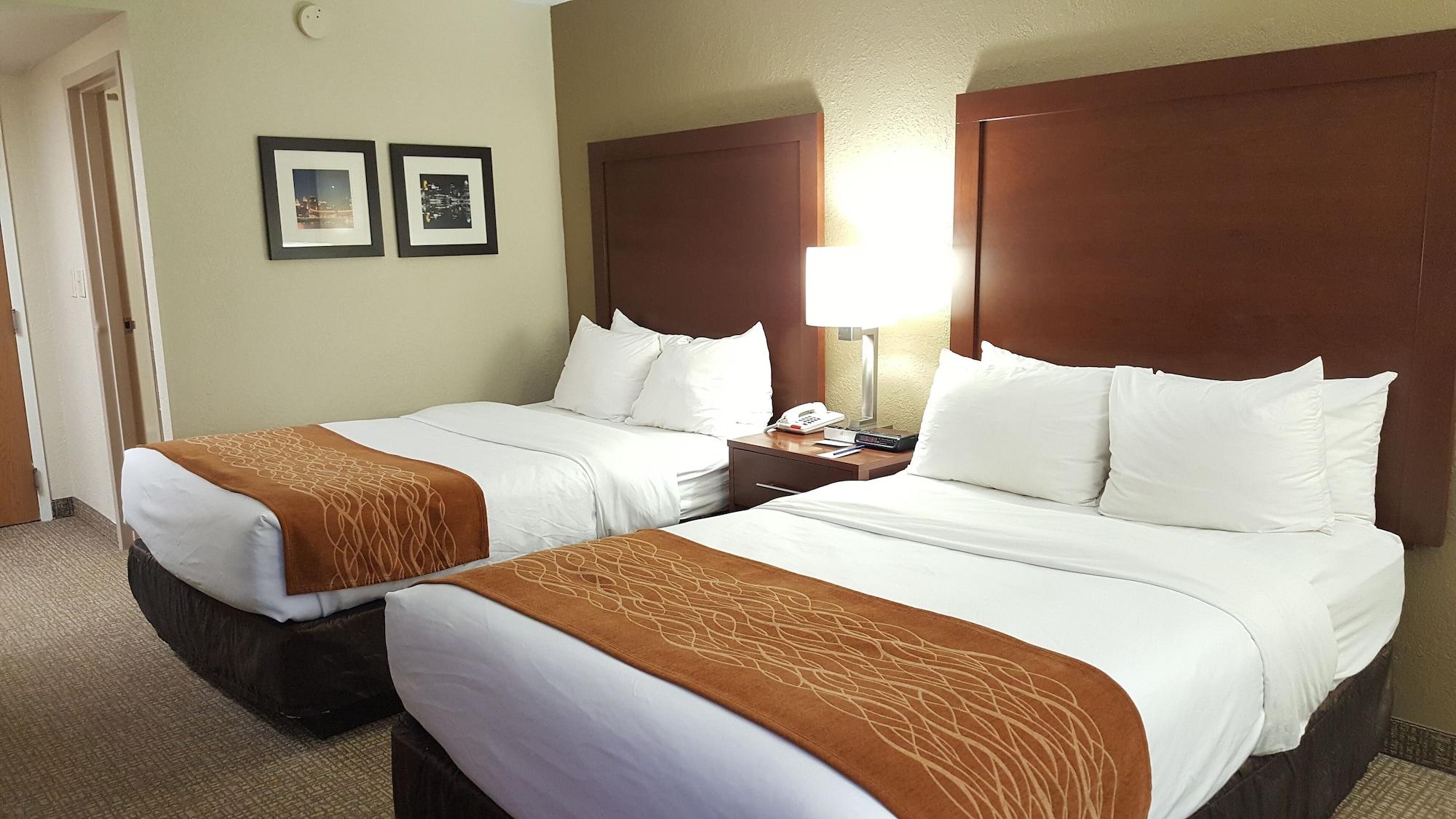 Comfort Inn Northeast Мейсън Екстериор снимка