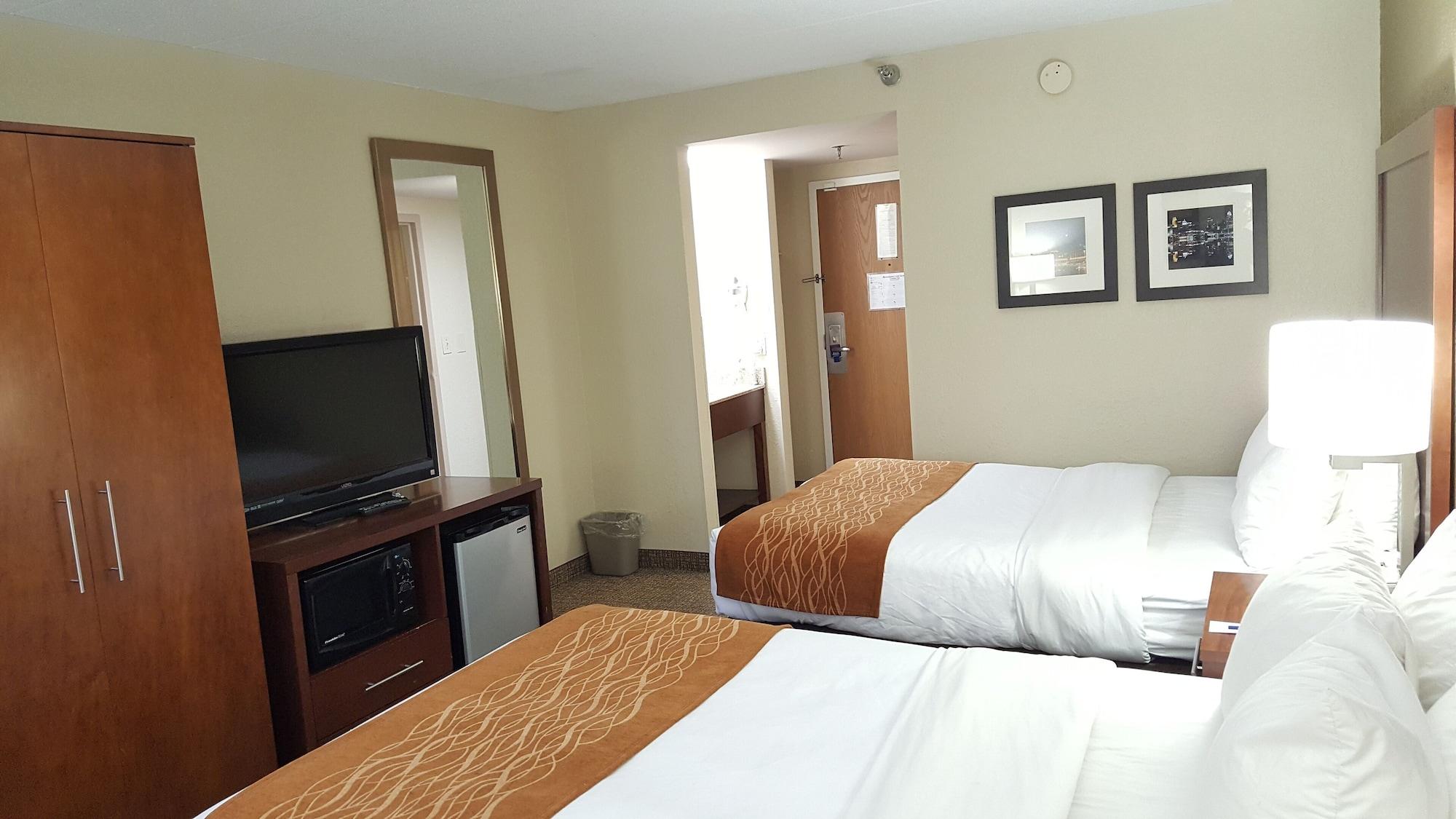 Comfort Inn Northeast Мейсън Екстериор снимка
