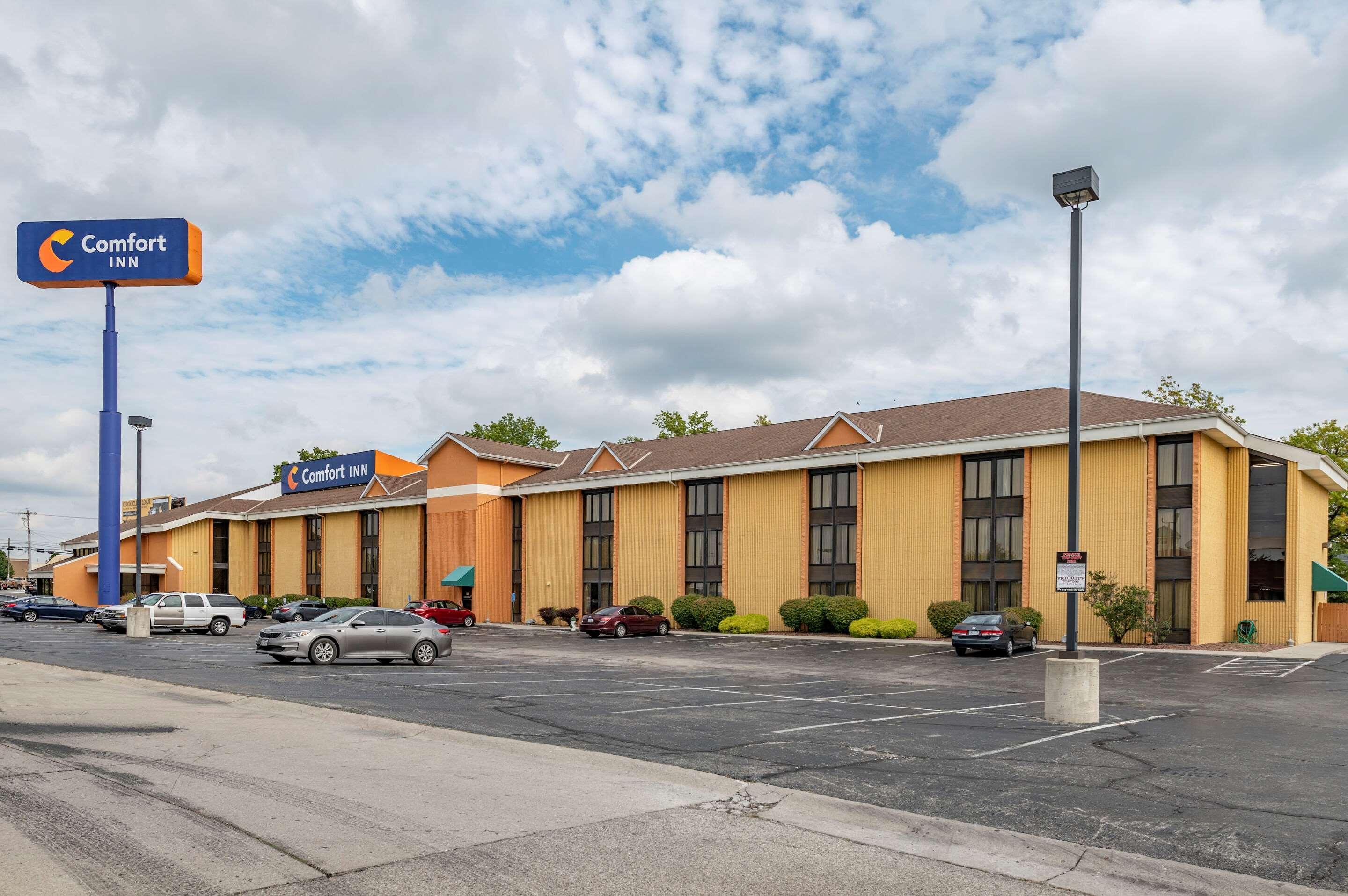 Comfort Inn Northeast Мейсън Екстериор снимка